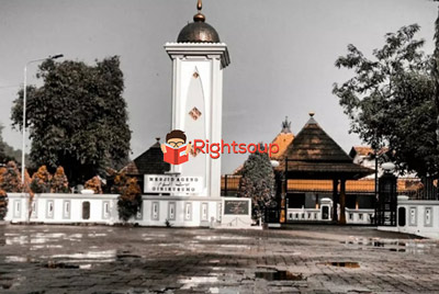 20. Pondok Pesantren Giri Kusumo