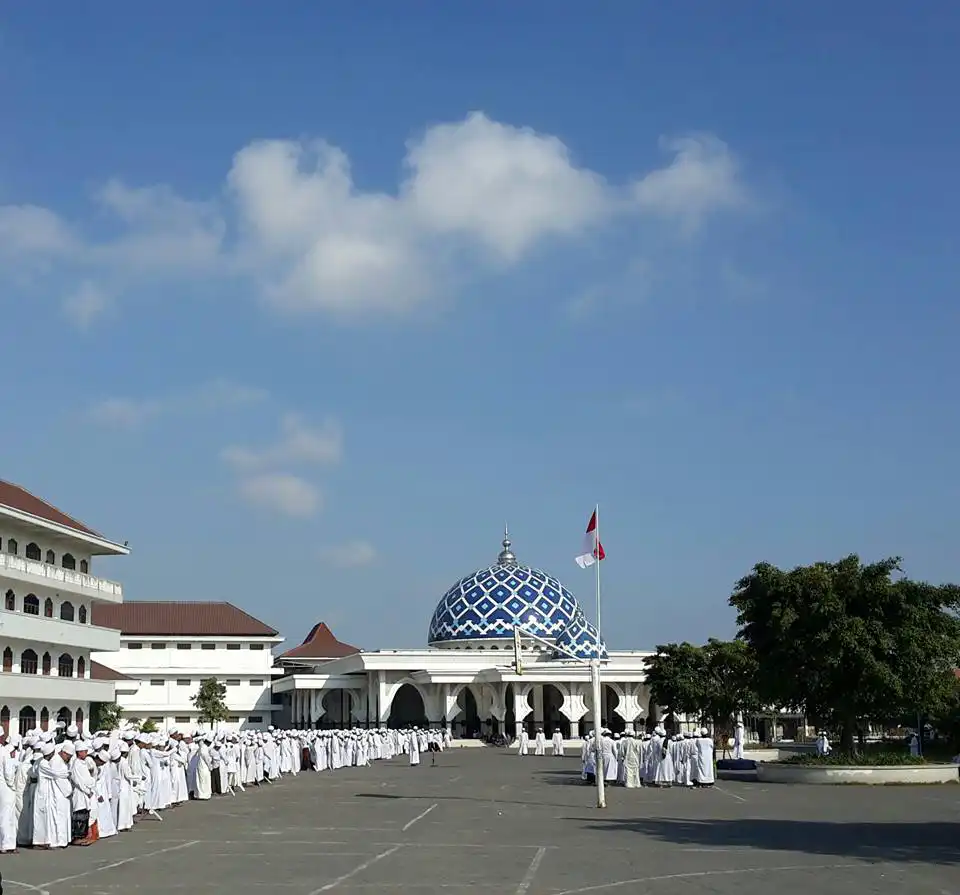 Biaya Pendaftaran Pondok Pesantren Assalafi Al Fithrah Surabaya