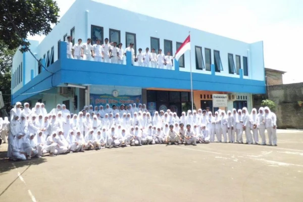 Pendaftaran Siswa Baru SMK Bina Medika