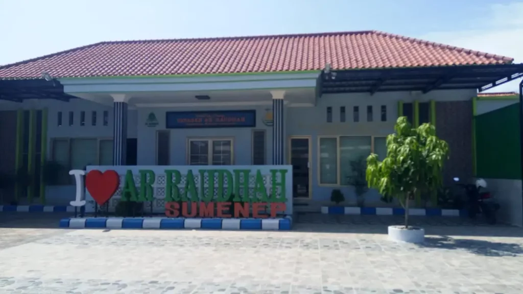 9. Pondok Pesantren Putri Tahfidz Ar Roudhoh