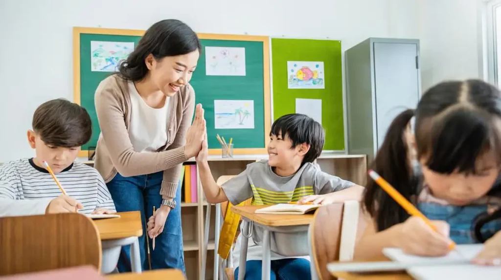 Gaji Guru Sekolah Internasional Terbaru