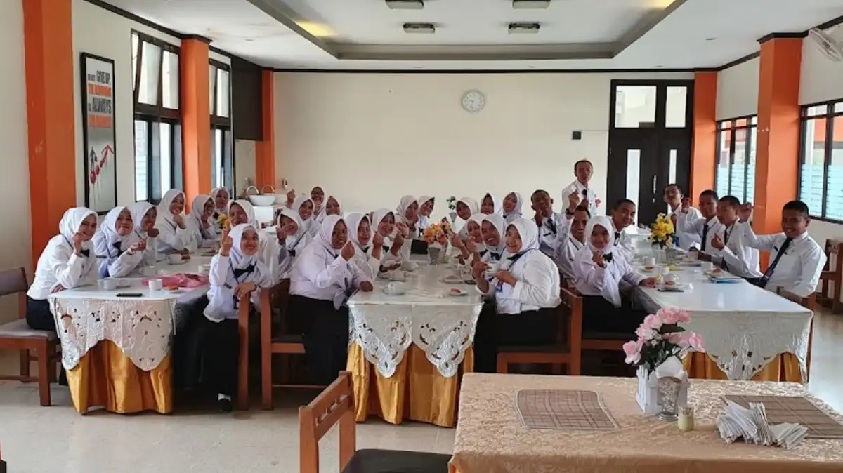 Pendaftaran Mahasiswa Baru Politeknik Pos Indonesia